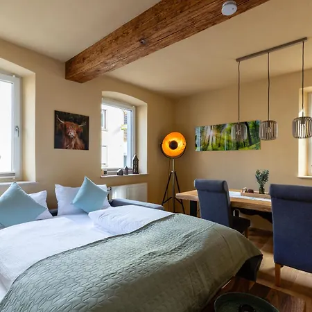 דירה 2 Bedroom Mit Parkplatz Haßloch