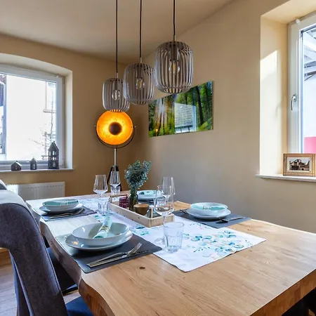 Apartment 2 Bedroom Mit Parkplatz *