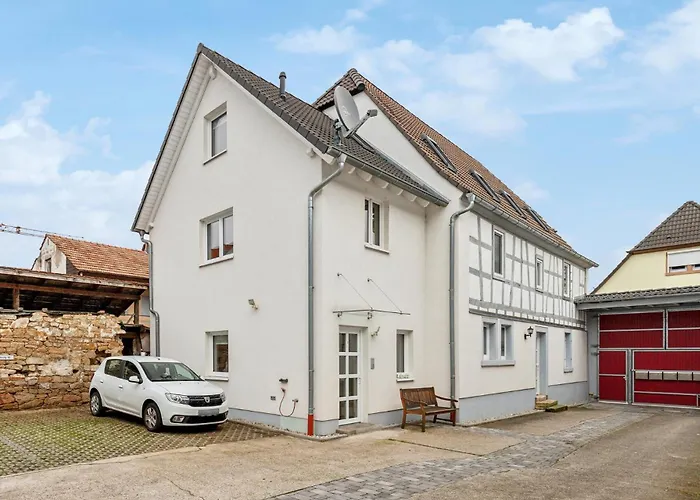 Apartamento 2 Bedroom Mit Parkplatz Haßloch