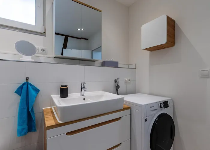 2 Bedroom Mit Parkplatz Apartamento