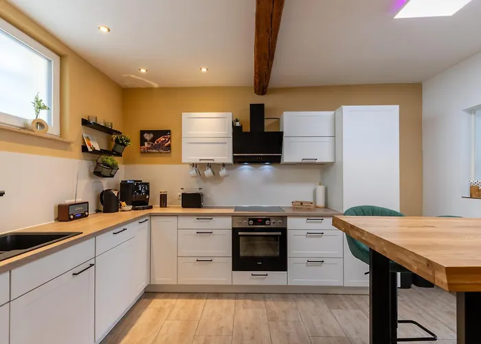 2 Bedroom Mit Parkplatz Apartamento Haßloch